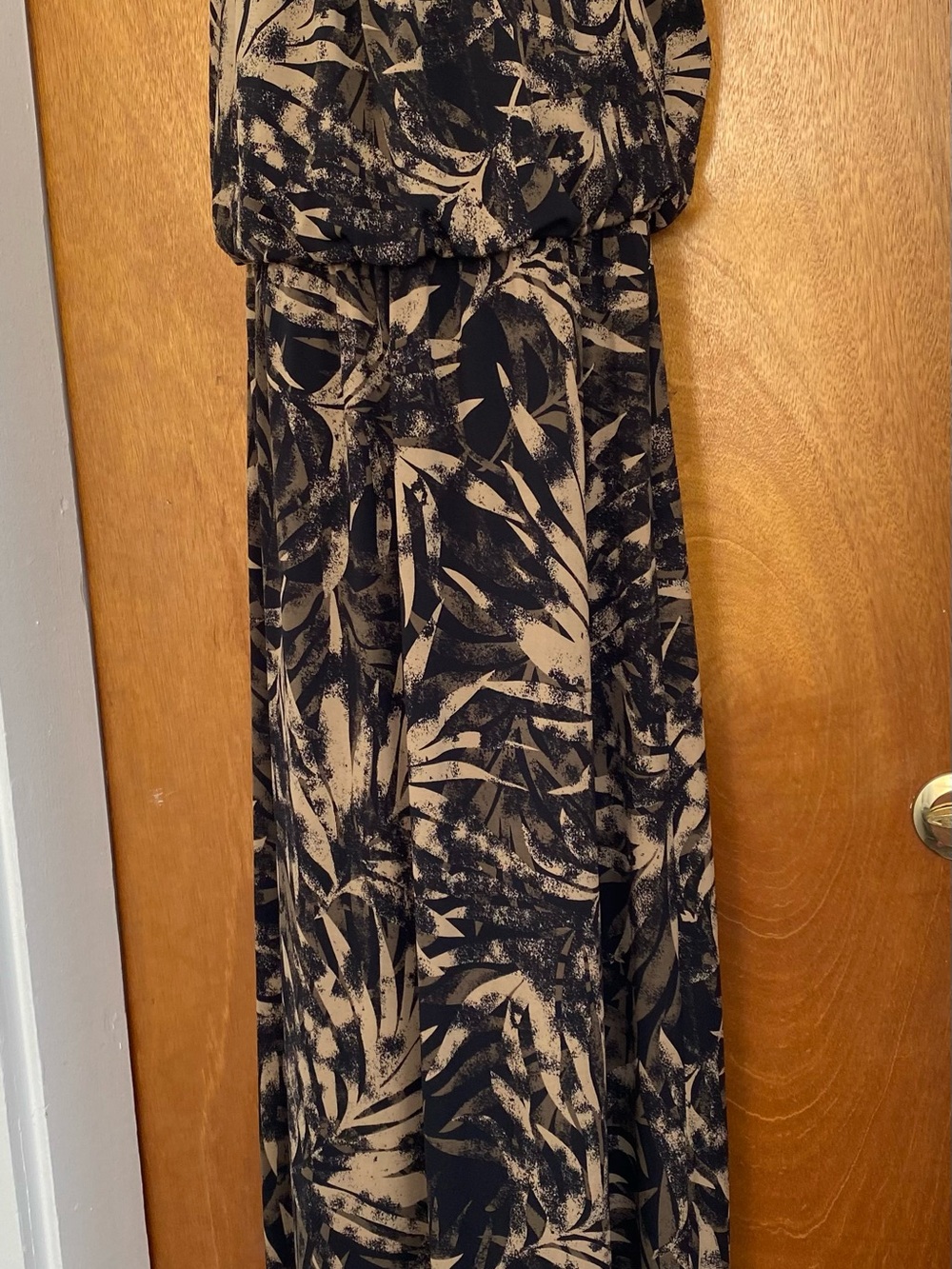 Robbie Bee Black and Tan Printed Maxi Dress